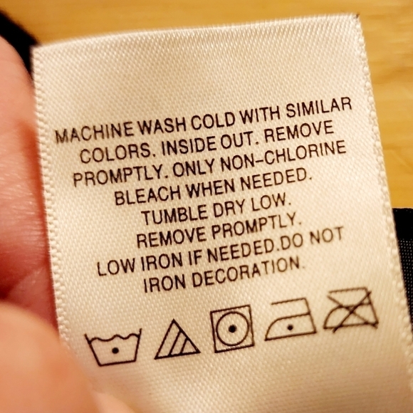 Modern Lux Black Jack-O-Lantern Women's Large L Halloween Tee T-Shirt October - Picture 5 of 6